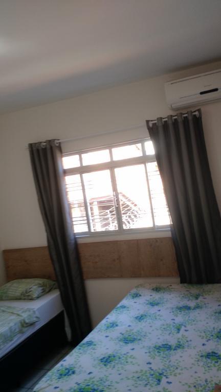 Dormitorio Canarinho กัวยาเนีย ภายนอก รูปภาพ